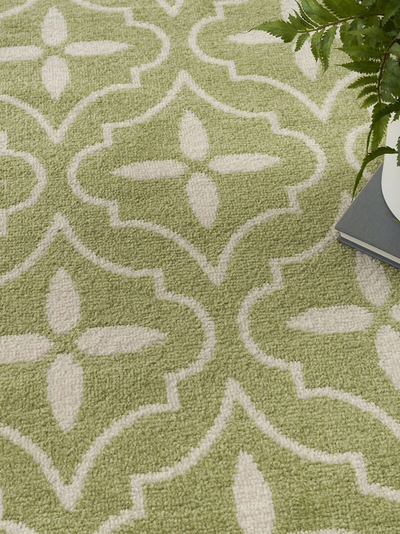 Nourison Essentials NRE04 Green/Ivory 8' x 10' Rug