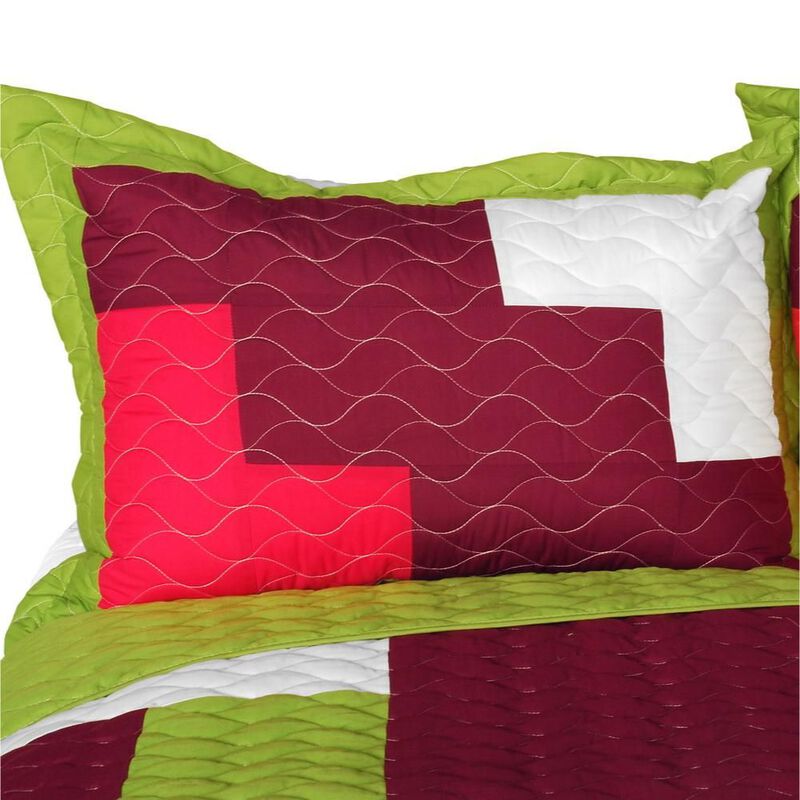 3-Piece Quilted Patchwork Plaid Quilt Set Lightweight Bedding image number 2