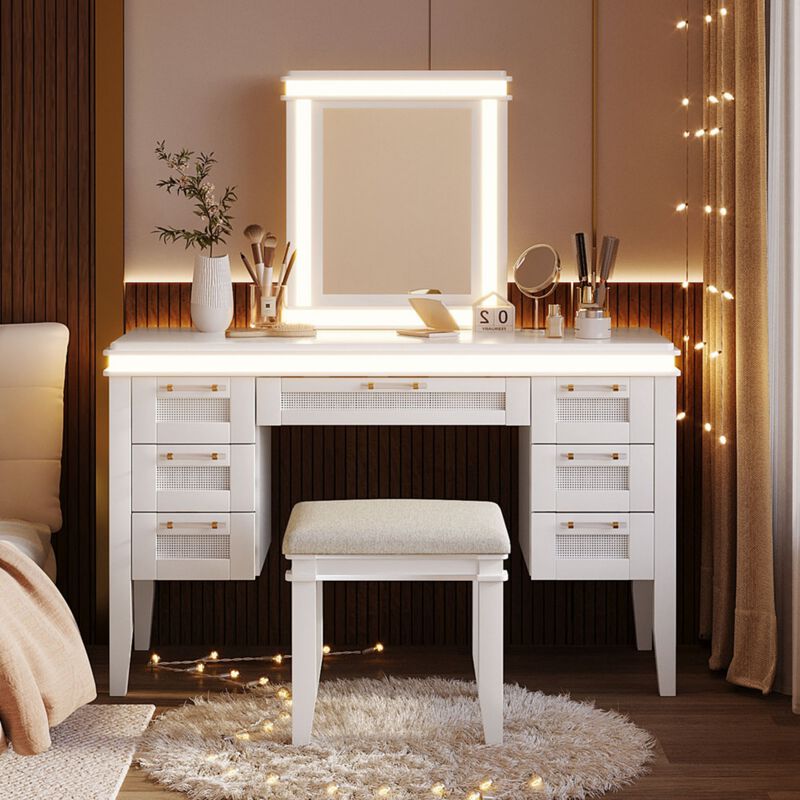 Vabsak LED Lighted Vanity Set image number 2