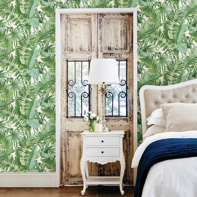 Alfresco Green Tropical Palm Wallpaper image number 1