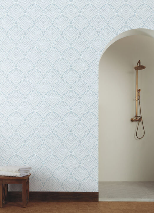 Beachcomber Blue & White Wallpaper