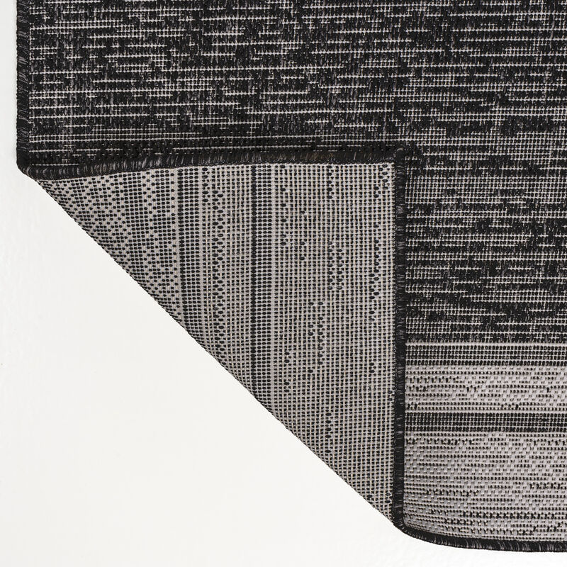 Alda Modern Minimalist Mingled Solid Indoor/Outdoor Area Rug