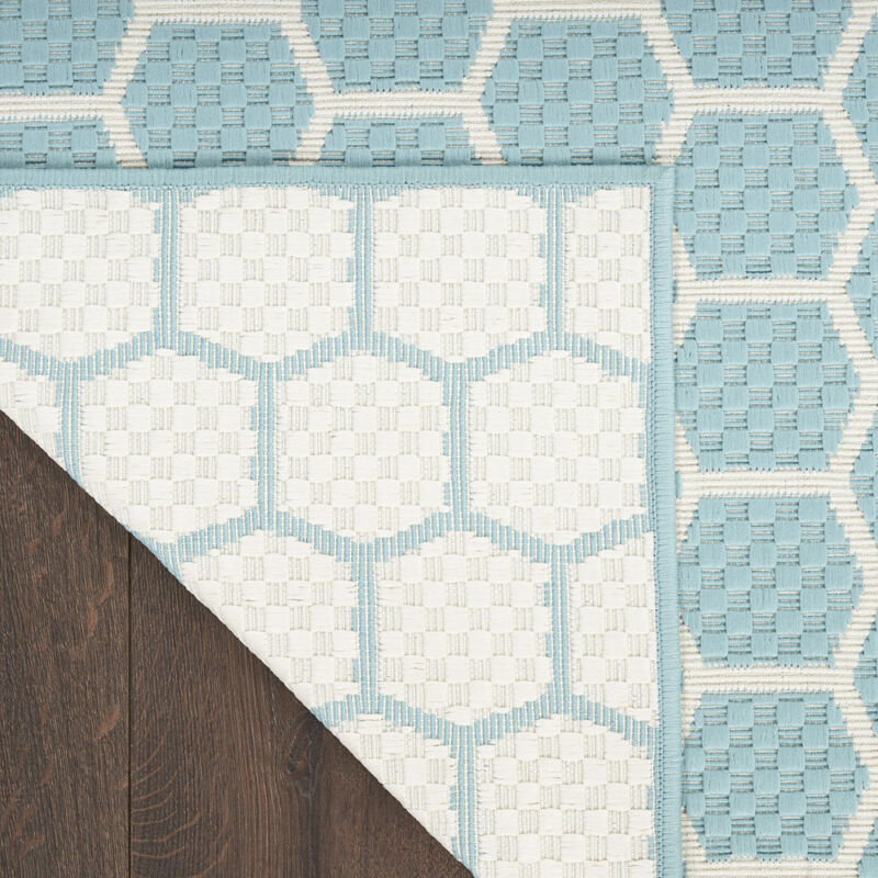 HomeRoots Geometric Indoor Outdoor Area Rug image number 4