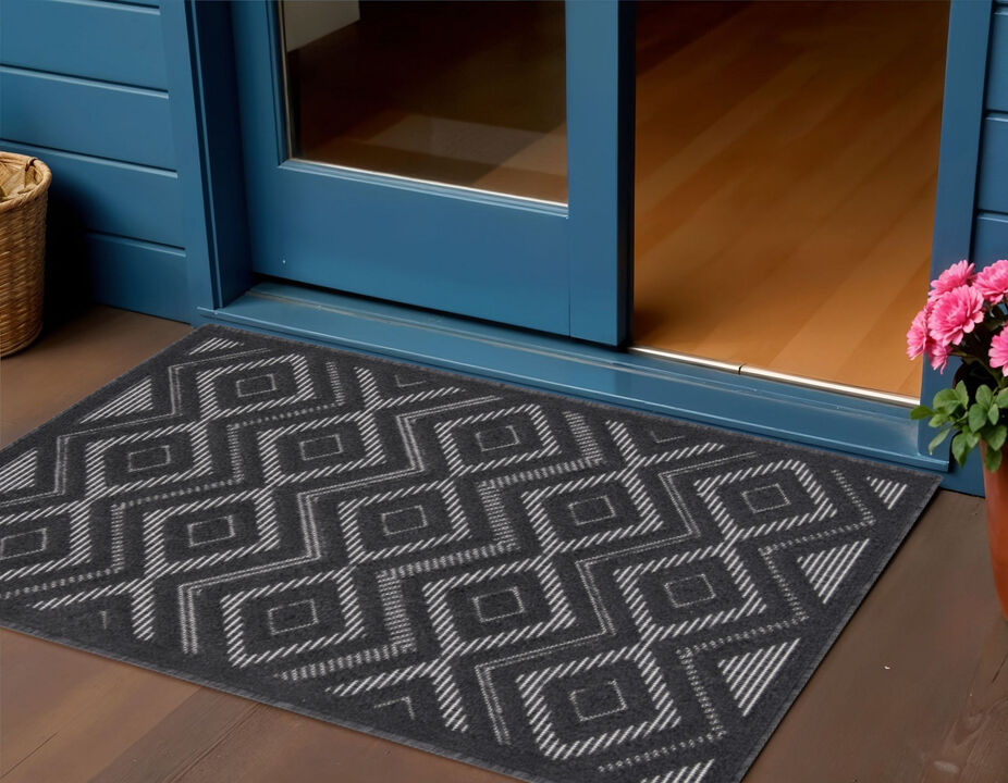 HomeRoots Geometric Indoor Outdoor Area Rug