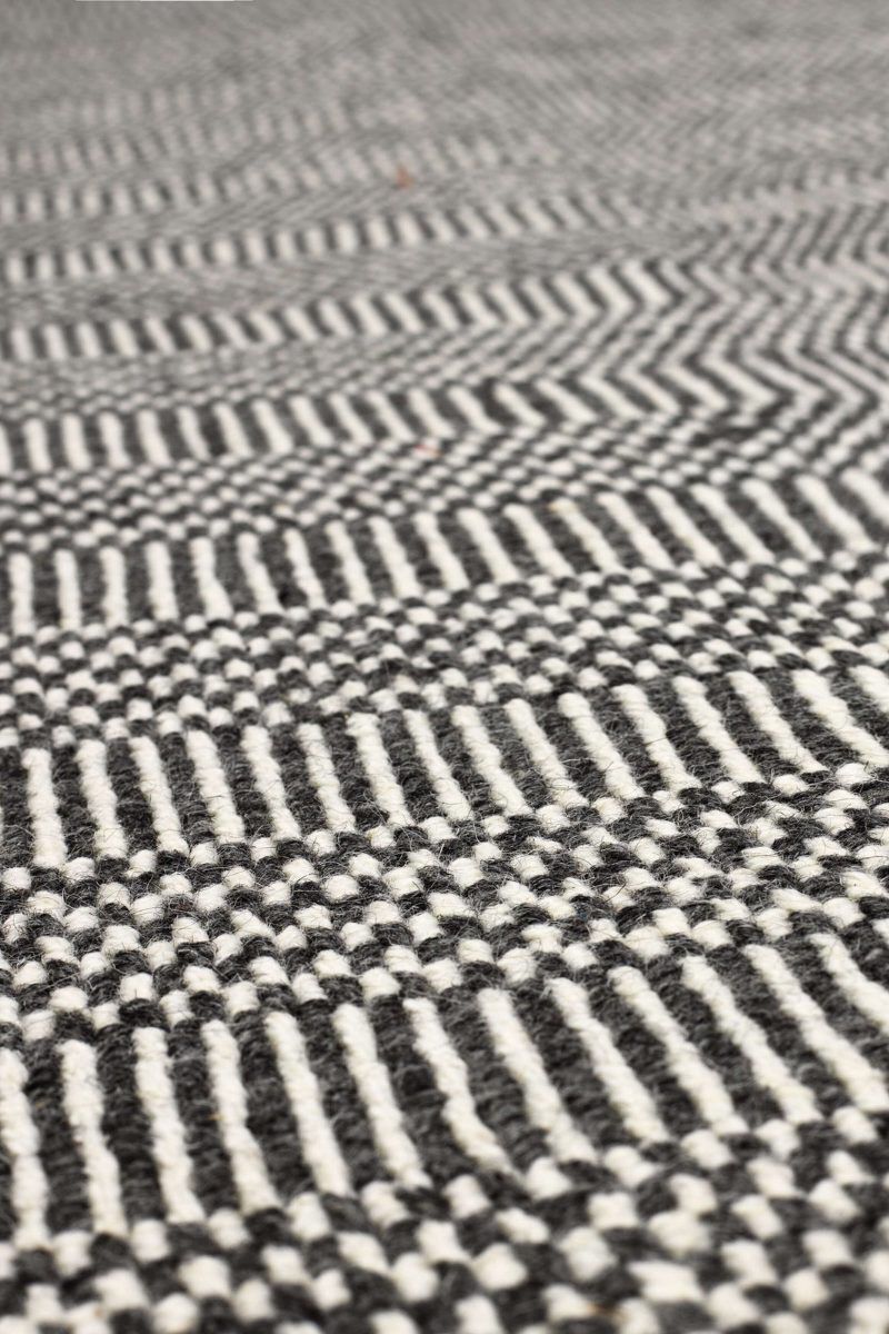 Collinsworth Charcoal 10' x 14' Rug image number 4
