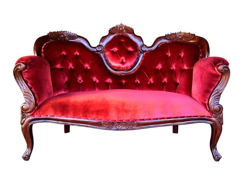 Hawkesbury Carved Loveseat