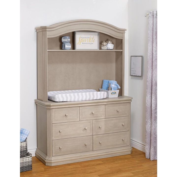 Sorelle Providence Hutch