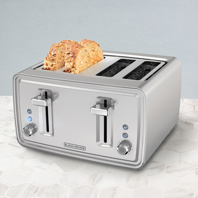 Black & Decker 4 Slice Toaster in Stainless Steel
