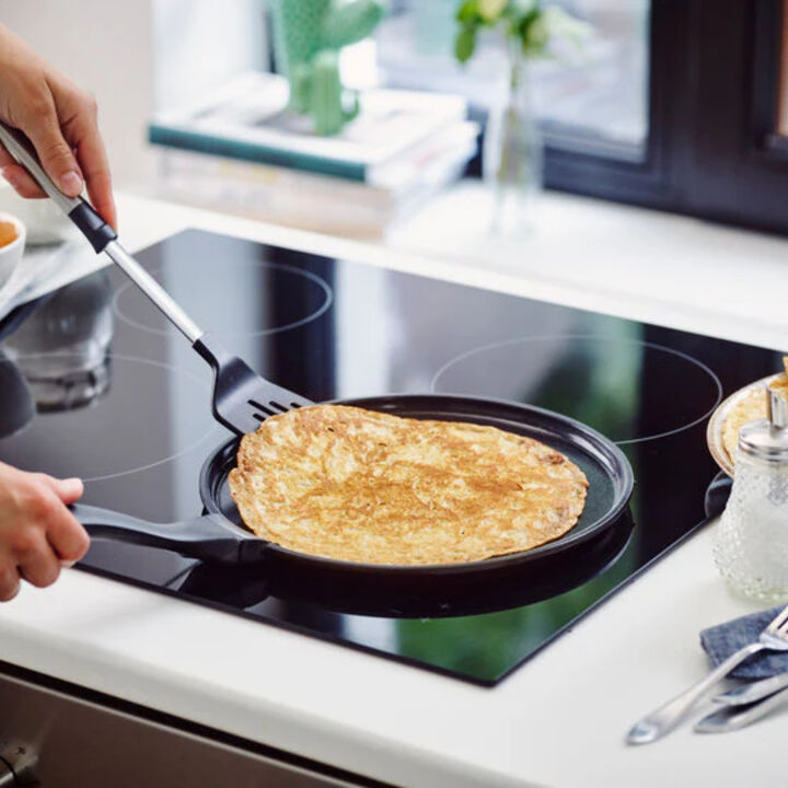 Alva Energy Nonstick Ceramic Crepe Pan 11" - Lightweight, Easy to Clean and Made without PFAS, PFOA & PTFE - Induction and All Stovetop Compatible with Even Heat Distribution