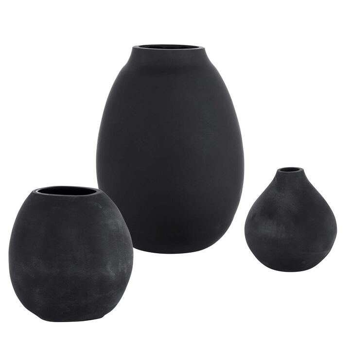 Hearth Vases Set Of 3
