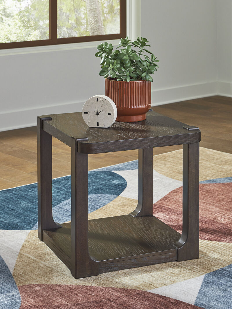 Breckington End Table image number 1