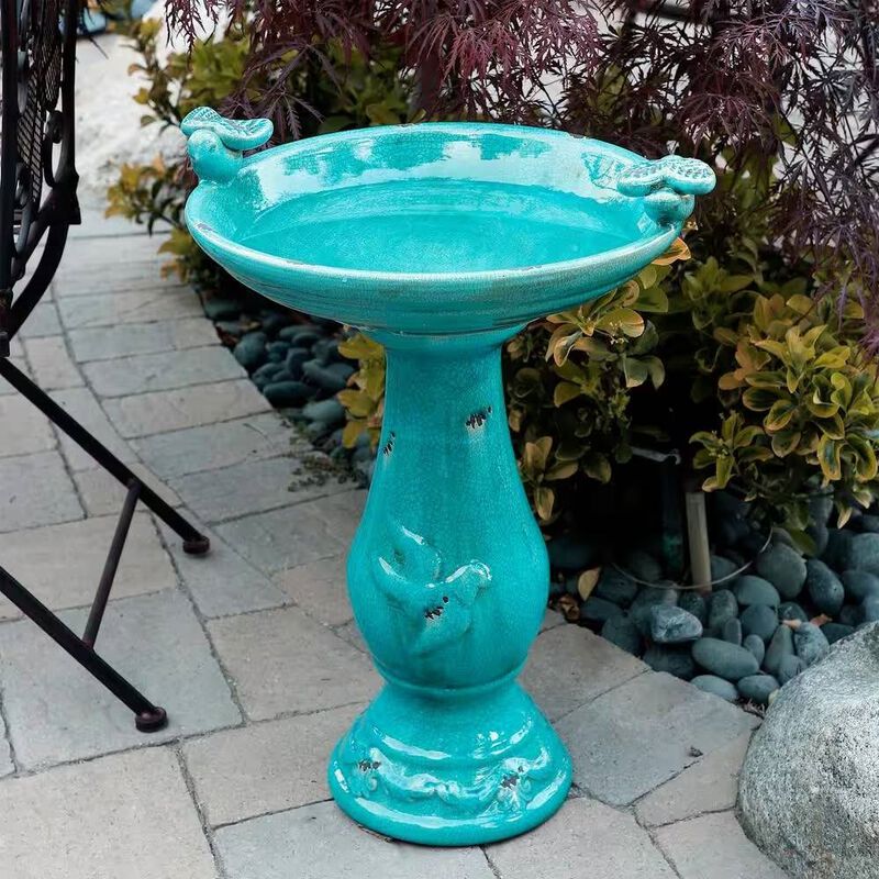 Vibrant Ceramic Birdbath – Ideal for Outdoor Garden Spaces