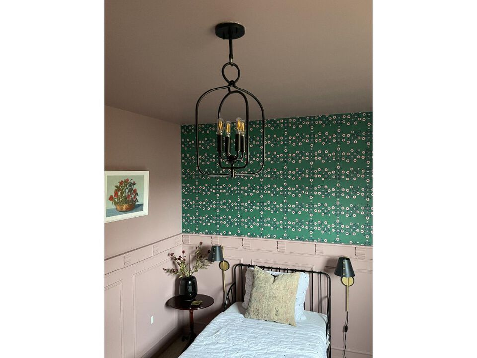 Meta Plug-In Sconce
