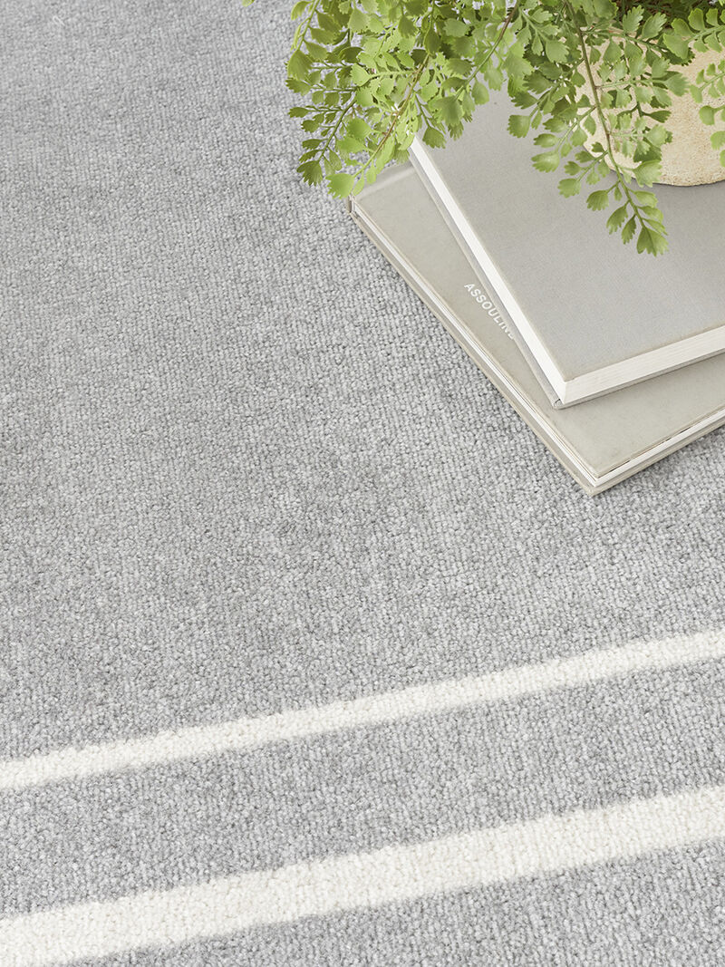 Nourison Essentials NRE02 Gray/Ivory 6' x 9' Rug