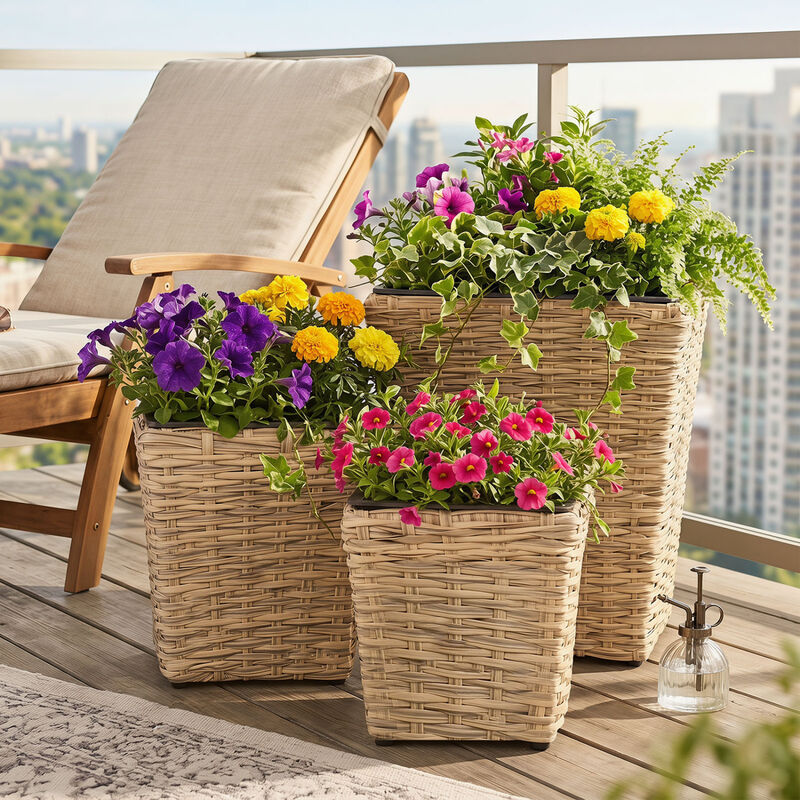 3 Pack Rattan Planters with Plastic Liners for Indoor Outdoor image number 4