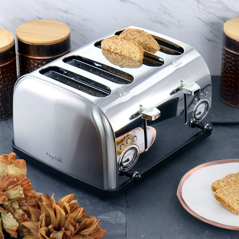 MegaChef 4 Slice Wide Slot Toaster with Variable Browning in Silver