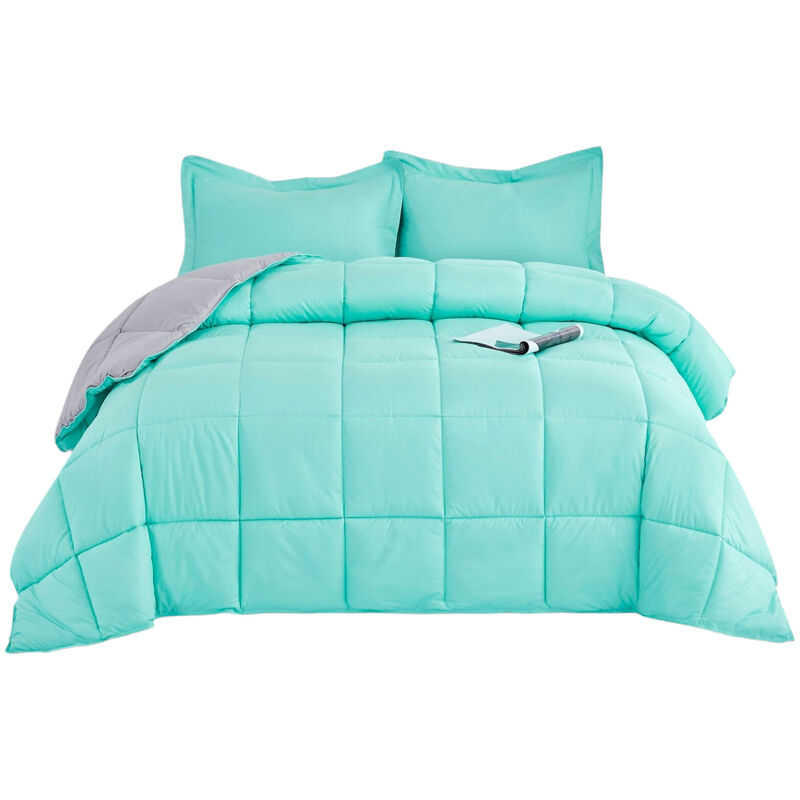 Microfiber Reversible 3-Piece Comforter Set &ndash; Timeless Traditional Design