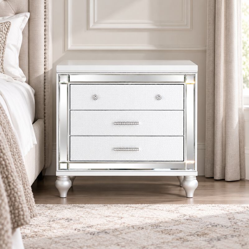 Brenessiq 3-Drawer Nightstand image number 1