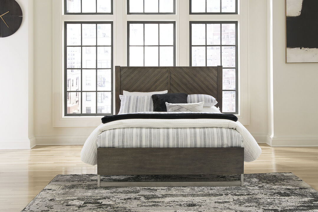 Arkenton Queen Panel Bed