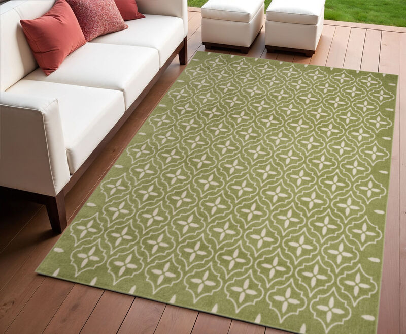 HomeRoots 4' X 6' Green And Ivory Geometric Indoor Outdoor Area Rug image number 1