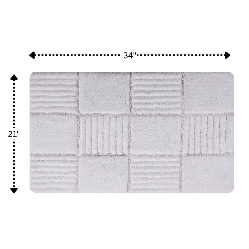 Knightsbridge Chakkar Board 220 GSF Non Skid Back Bath Rug 21 x 34 - Aqua