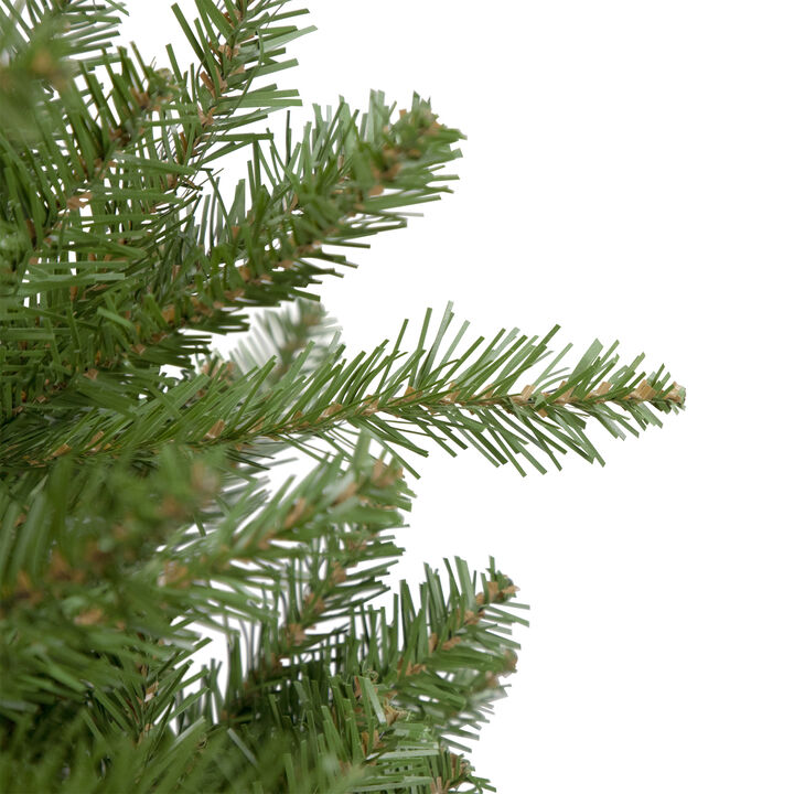 Rockwood Pine Artificial Christmas Wreath  36-Inch  Unlit