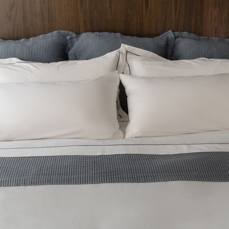 Serene 3-Piece Organic Cotton Sheet Set image number 3
