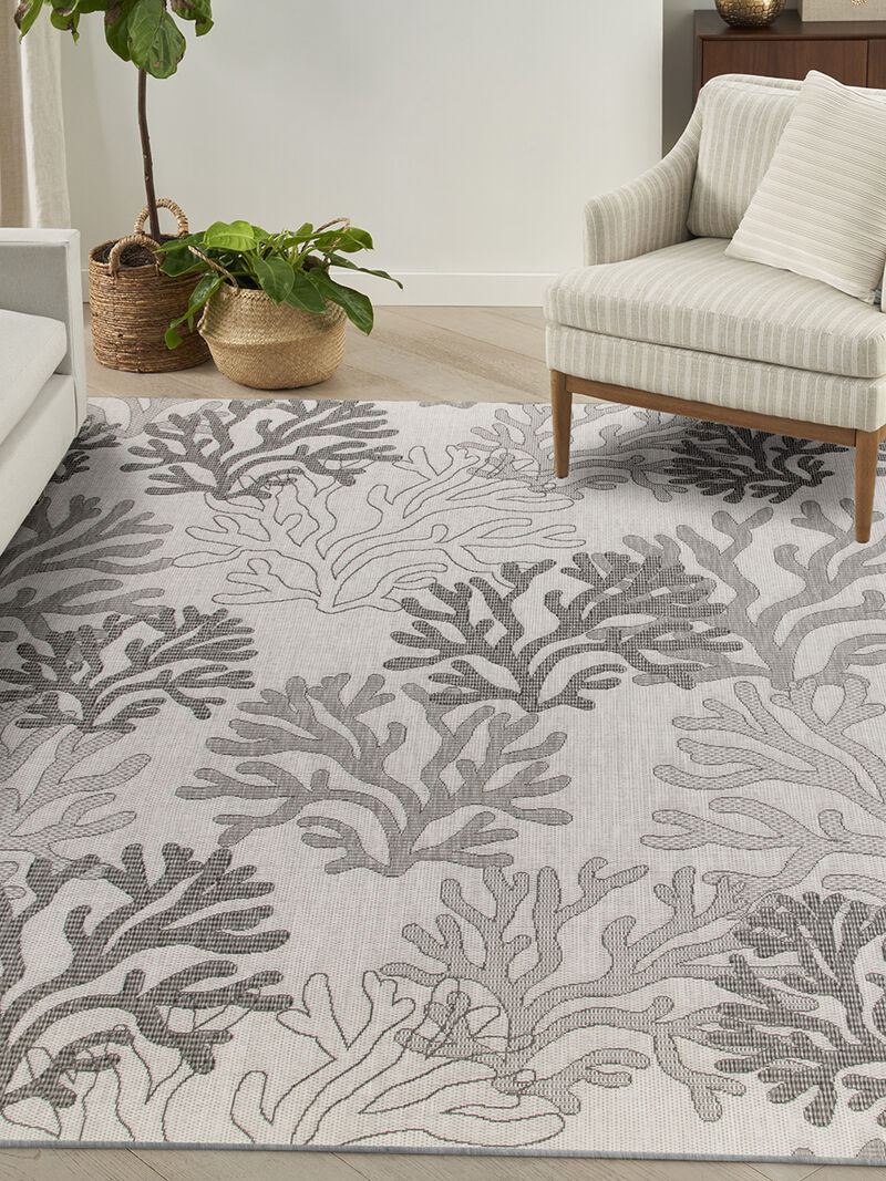 Garden Oasis GOA05 Gray 9' x 12' Rug