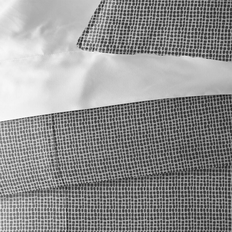 6ix Tailors Fine Linens Keeley Charcoal Comforter Set