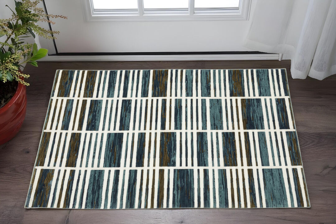 HomeRoots Geometric Area Rug