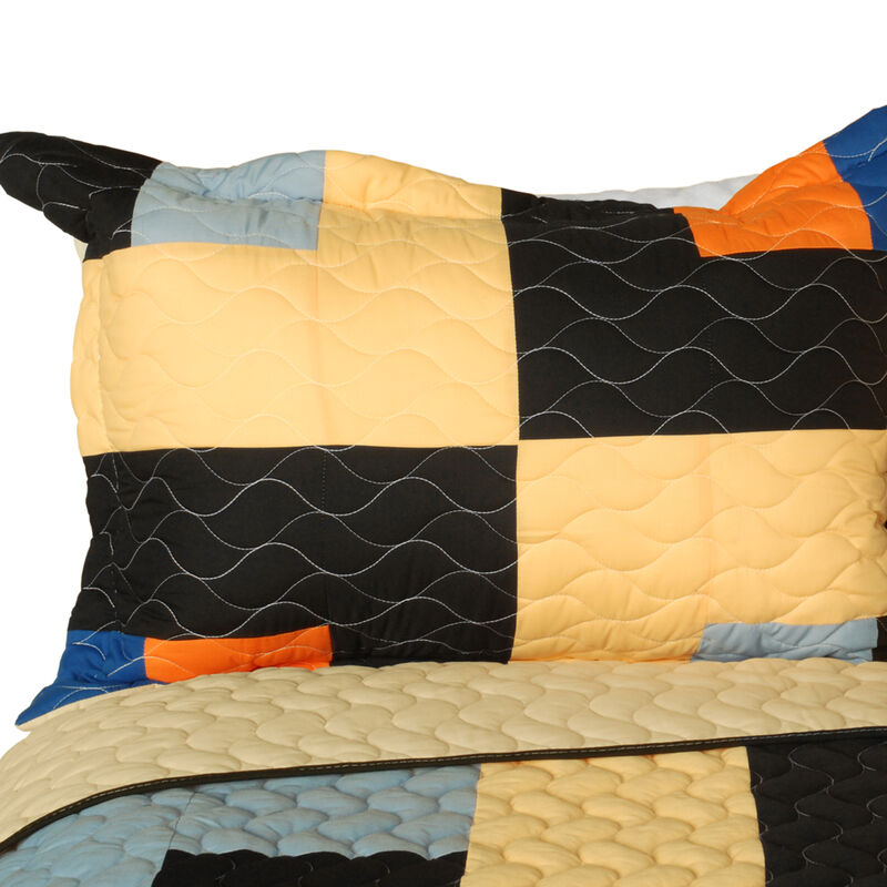 3PC Patchwork Quilt Bedding Set with Vermicelli Stitching Design image number 2