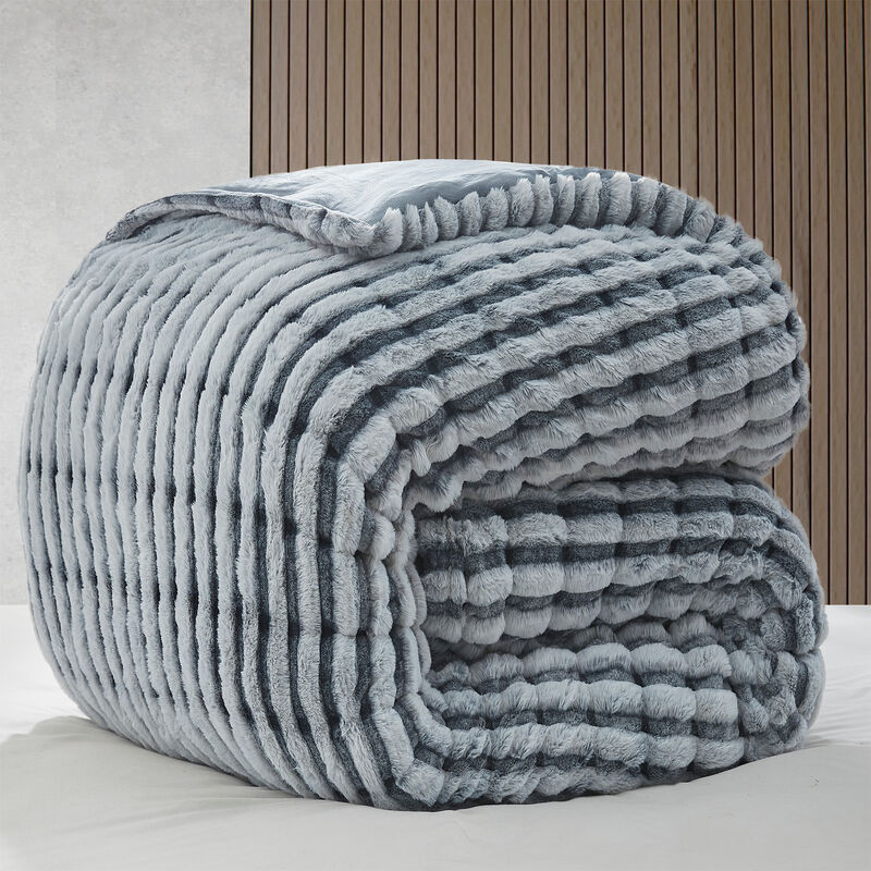 Freezin Waters - Coma Inducer� Oversized Queen Comforter Set