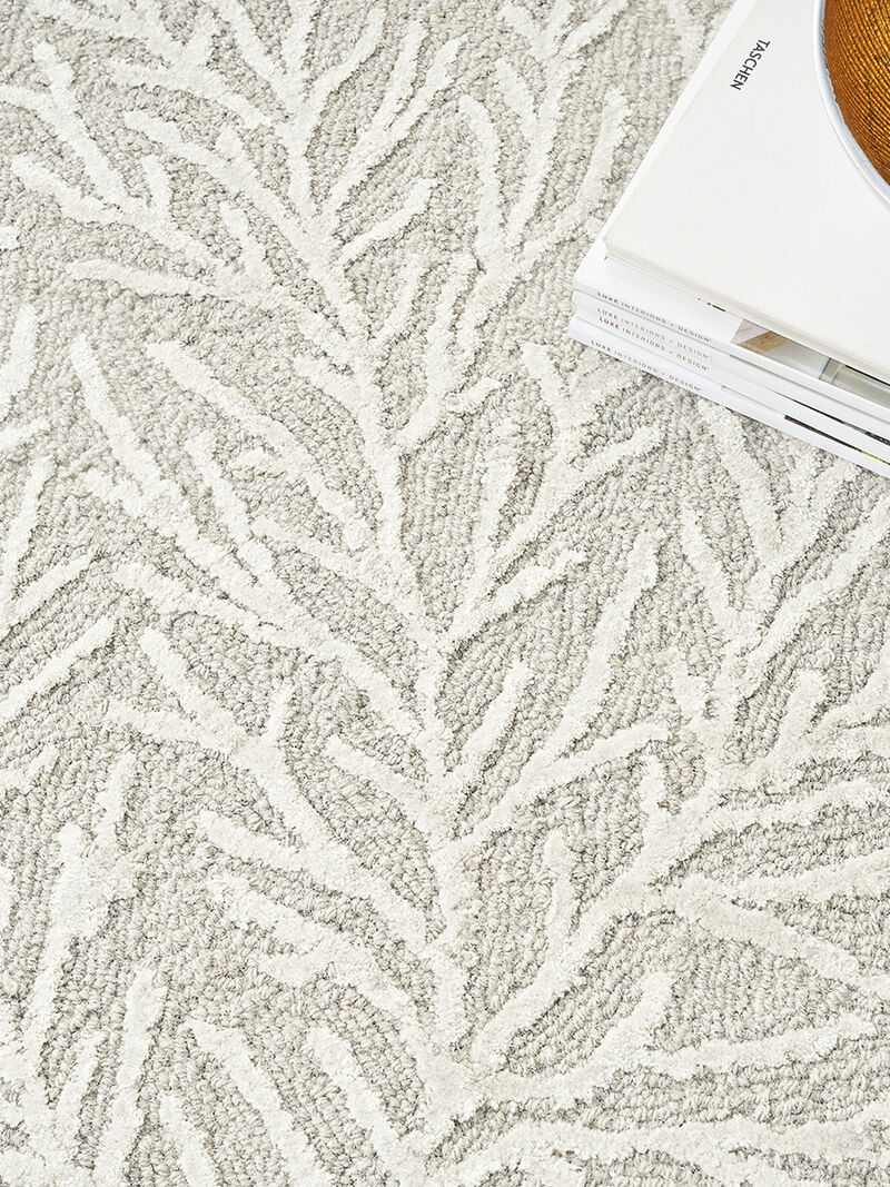 Ma30 Star SMR03 Ivory 5'3" x 7'3" Rug