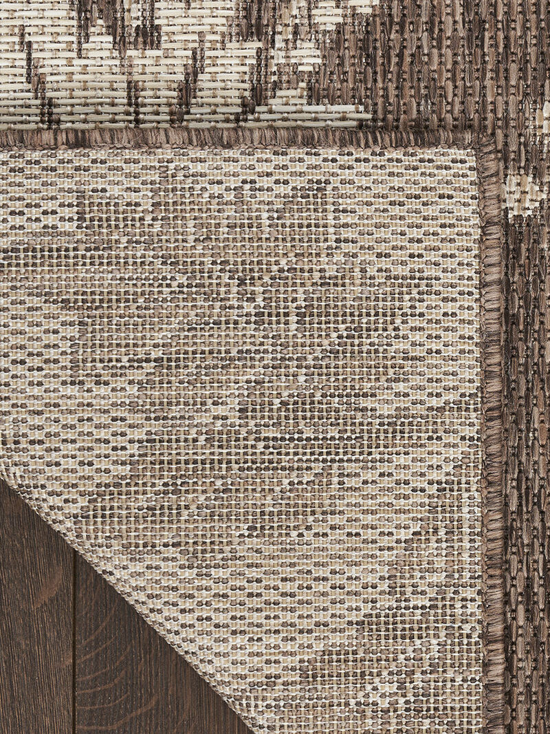 Garden Oasis GOA03 Mocha 5' x 7' Rug