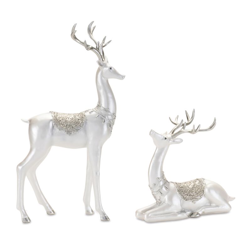 Modern Winter Reindeer Decor (Set of 2) – Elegant Holiday Tabletop Statues for Seasonal Vignettes