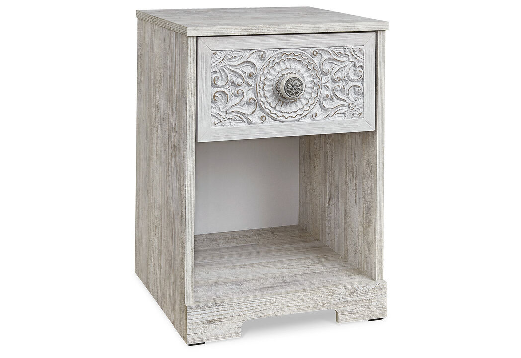 Paxberry Nightstand