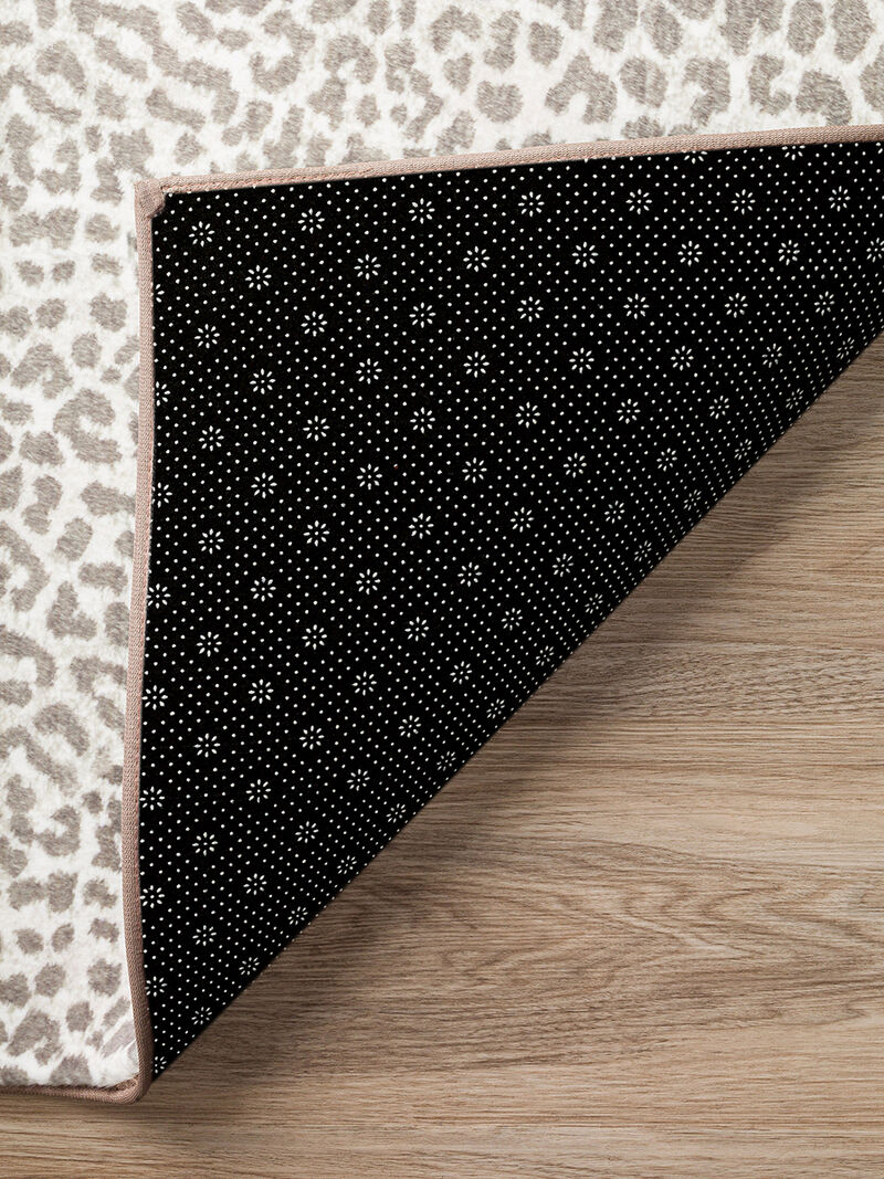 Akina AK2 Stone 3' x 5' Rug