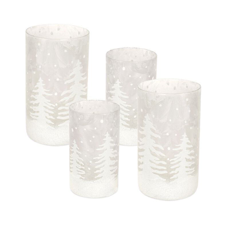 Set of 4 Elegant Candle Holders for Home D&eacute;cor and Lighting