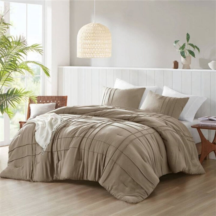 Soft Washed Pleated Comforter – Modern Lightweight Microfiber Bedding