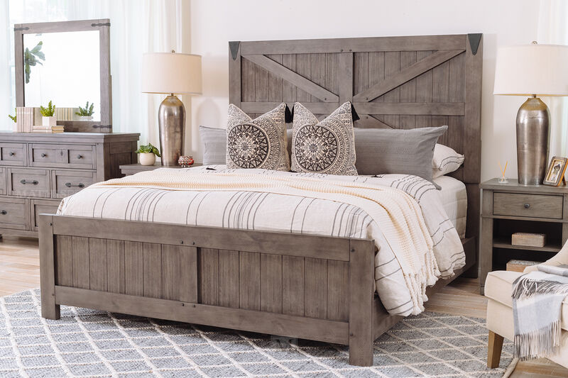 Old Forge Queen Panel Bed