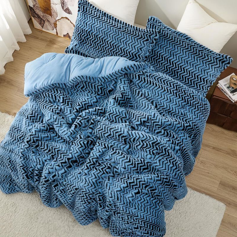 Peak of Plush - Coma Inducer&reg; Oversized Comforter Set - Glacier Lake