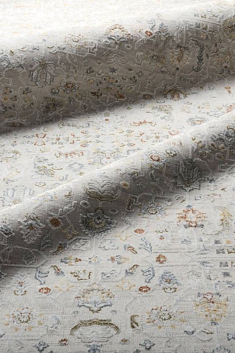 Cirque Waverly White Alyssum 3'11" x 5'11" Rug