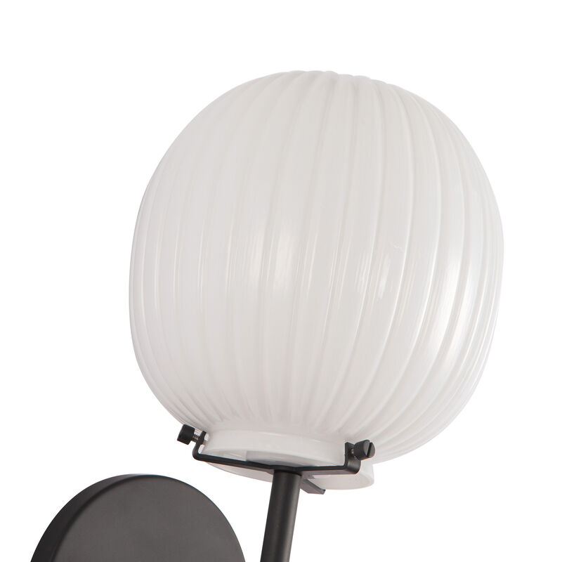 Cherise 7-in Socket Damp-Rated Wall/Vanity Light image number 3