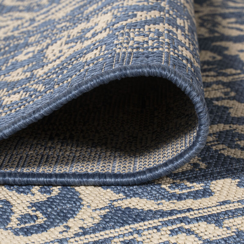 Galon Filigree Indoor/Outdoor Area Rug