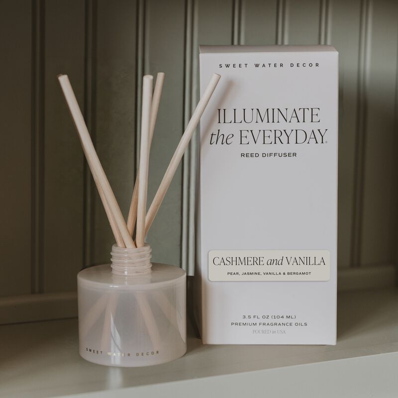 Cashmere and Vanilla 3.5 fl oz Reed Diffuser image number 1