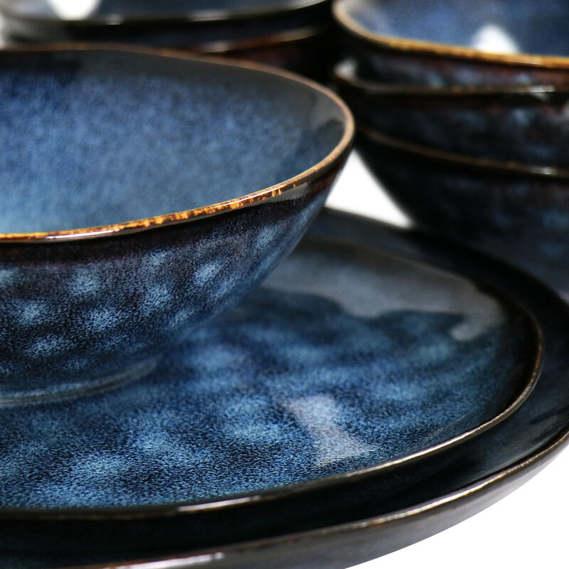 Elama Lucca 20 Piece Round Stoneware Triple Bowl Dinnerware Set in Reactive Glaze Blue