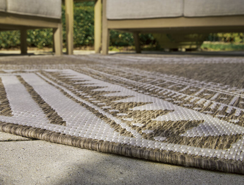 Dunsler 5' x 7' Indoor/Outdoor Rug image number 2