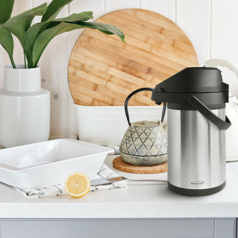 Brentwood CTSA-2500 2.5-Liter Airpot Hot & Cold Drink Dispenser