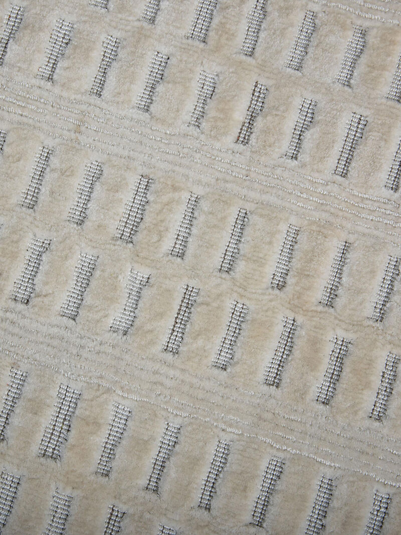 Manhattan MAH702 3' x 10' Runner Rug image number 3