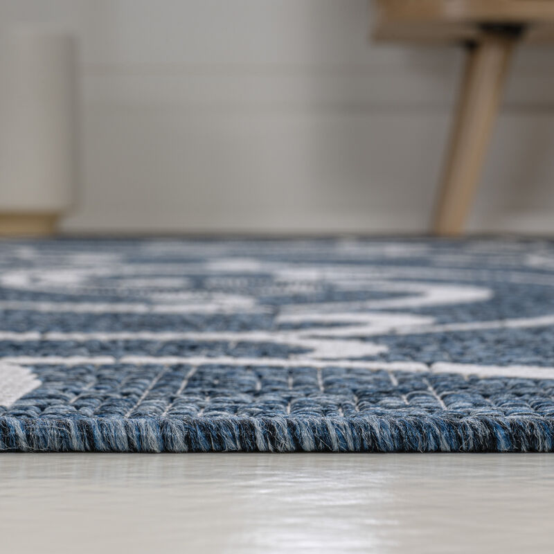 Maribel Traditional Classic All-Over Scroll Indoor/Outdoor Area Rug